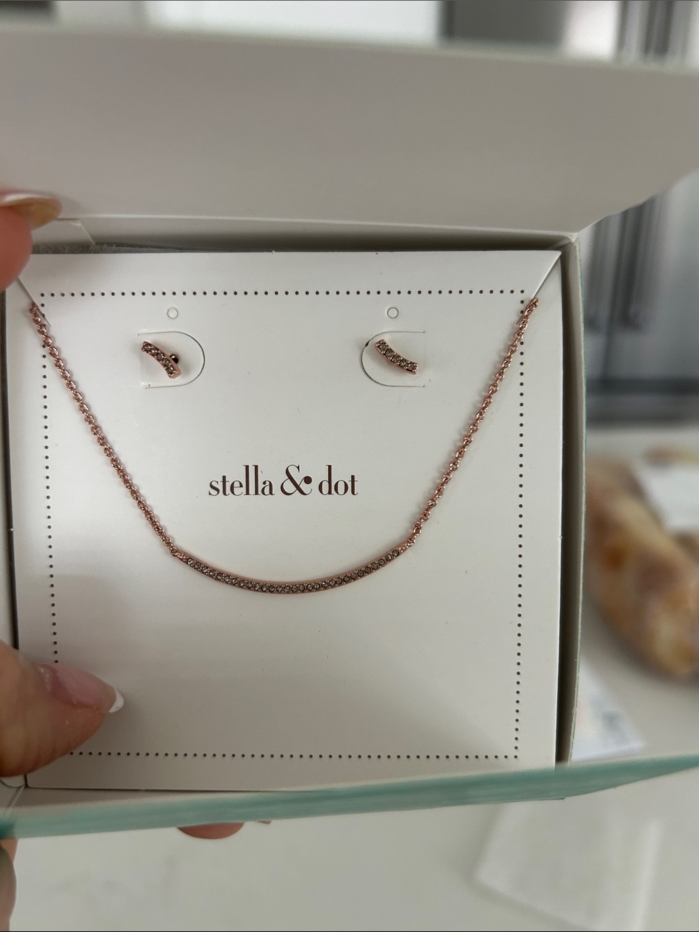 Stella & Dot Rose Gold Curved Bar Necklace with Matching Hoop Studs